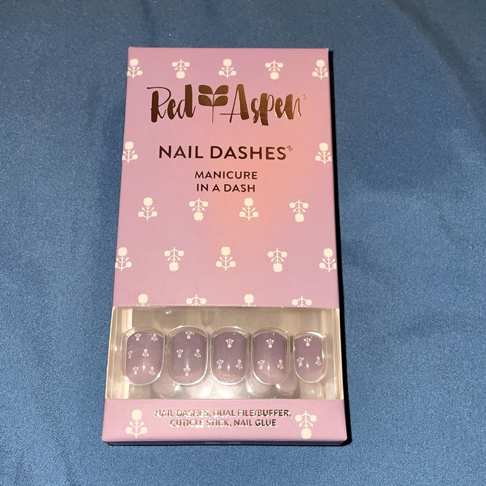 Red Aspen Dashes 💅
